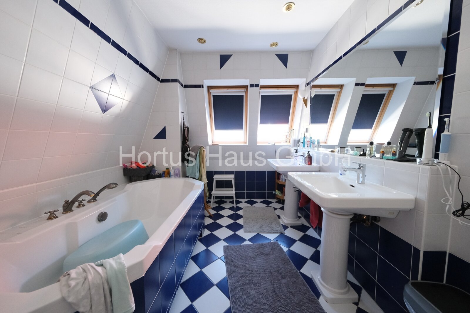 Gartenidylle, moderner Komfort, Architektenhaus im Bieterverfahren!