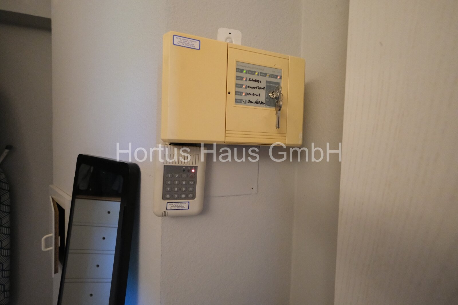 Gartenidylle, moderner Komfort, Architektenhaus im Bieterverfahren!