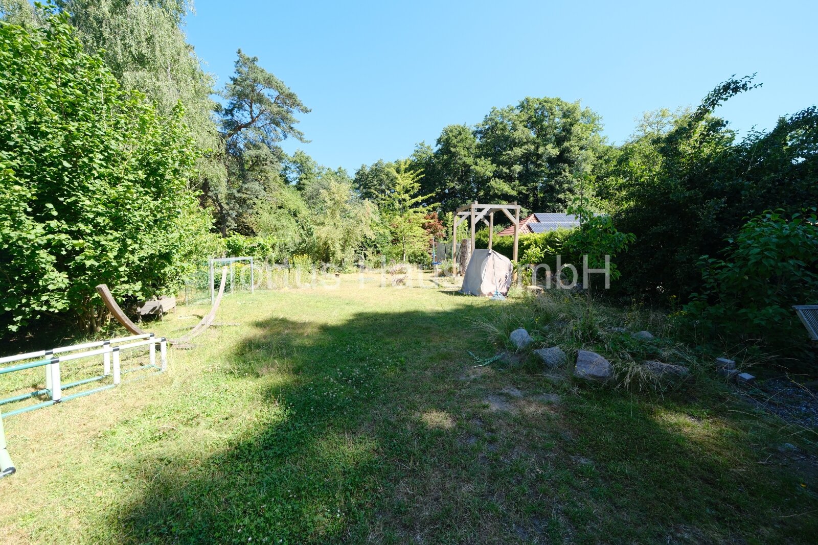 Gartenidylle, moderner Komfort, Architektenhaus im Bieterverfahren!