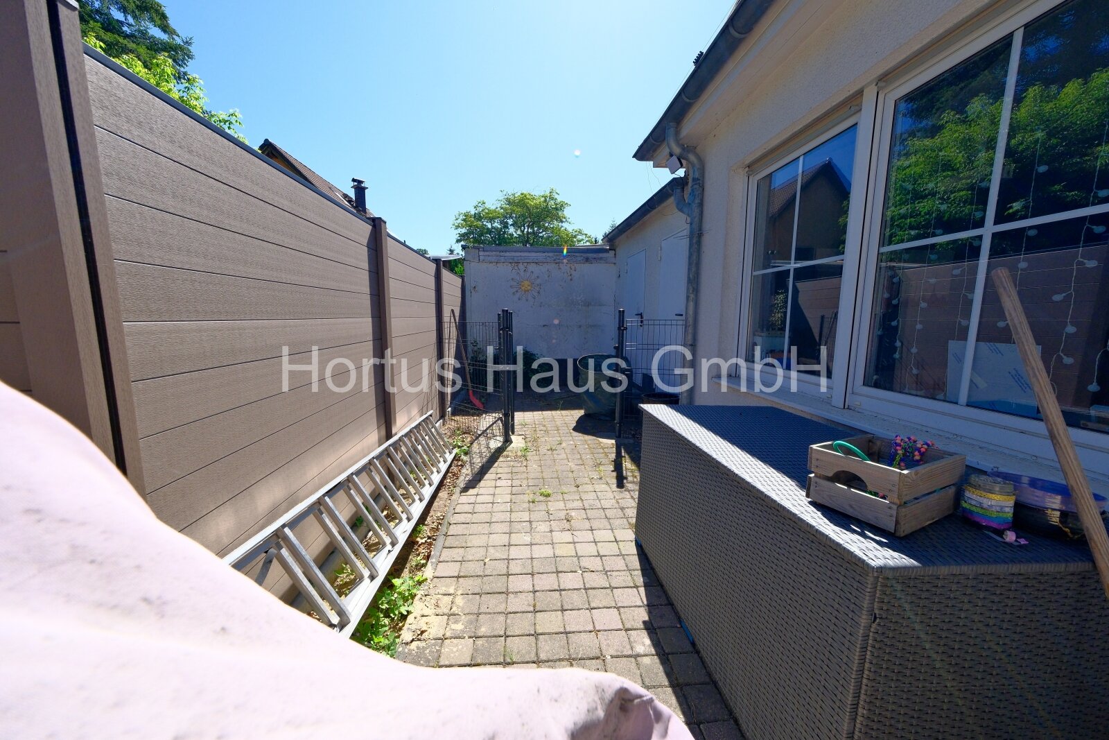 Gartenidylle, moderner Komfort, Architektenhaus im Bieterverfahren!