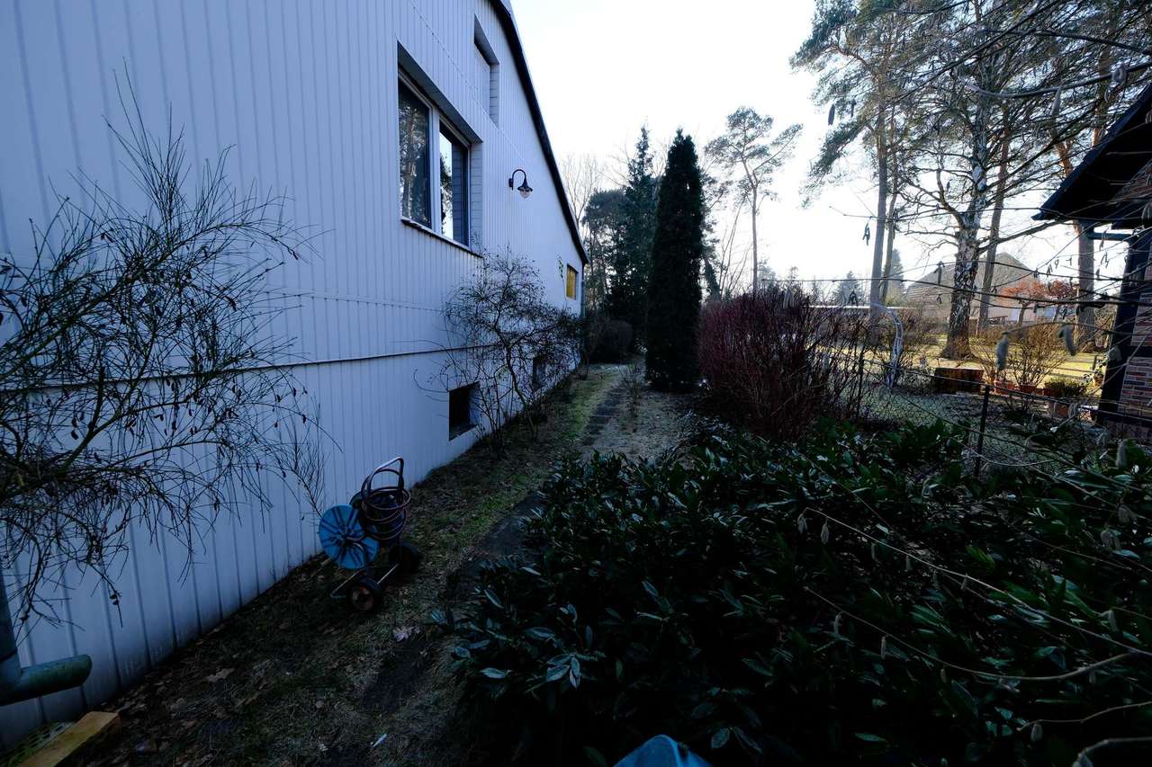 Baugrundstück in Hohen Neuendorf – 1.146 m² mit Altbestand (Bungalow)