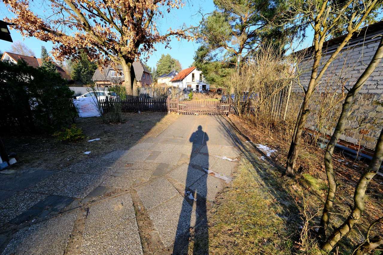 Baugrundstück in Hohen Neuendorf – 1.146 m² mit Altbestand (Bungalow)