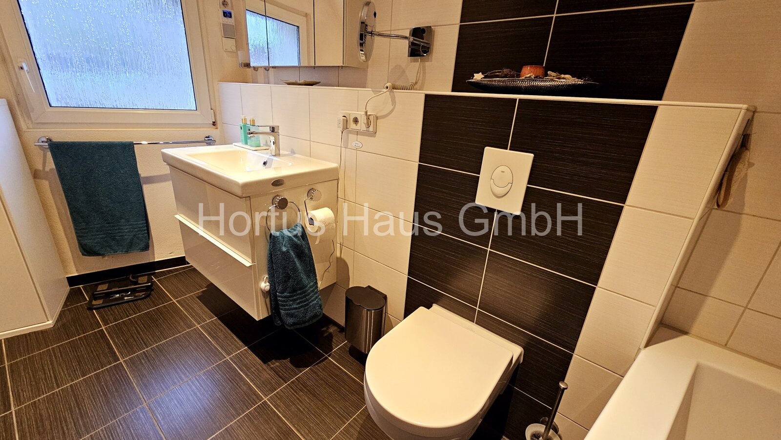 Badezimmer EG Badezimmer EG