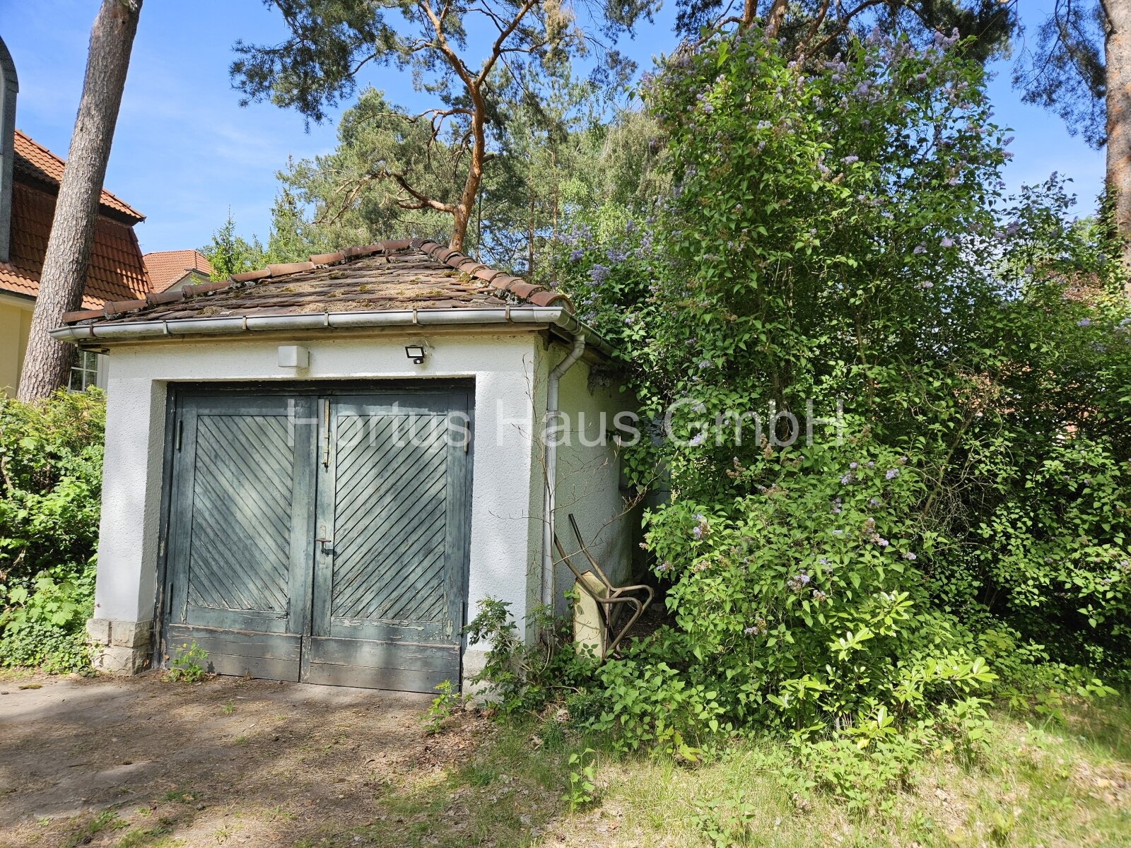 Garage Garage